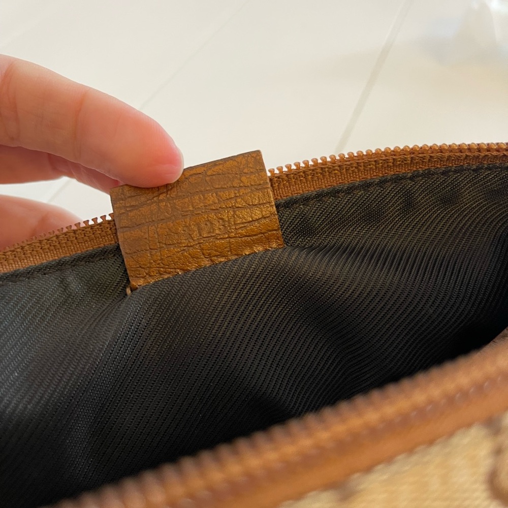 Gucci Pouchette Brown Canvas/Leather Baguette - Picture 6 of 12